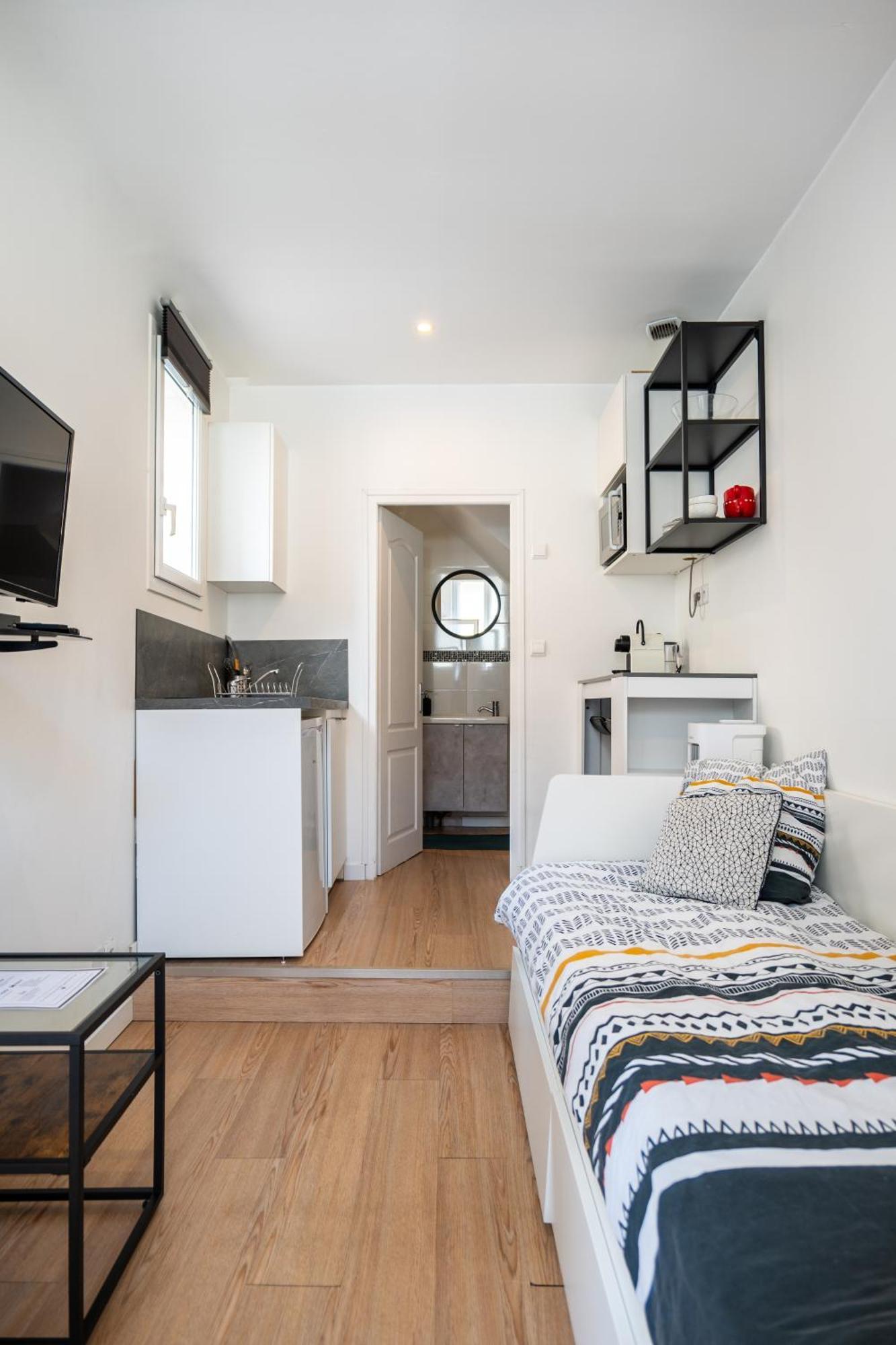 Studio Cosy Rdc, Calme Avec Cour Exterieure Saran Exterior photo